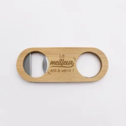 HappyBulle Décapsuleur Marié personnalisé bois gravé 10x4 cm