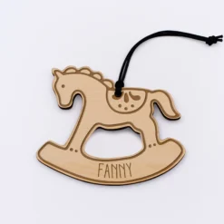 Discount HappyBulle Décoration de Noël personnalisée bois gravé "" Cheval à bascule