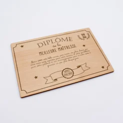Best HappyBulle Diplôme de la meilleure maîtresse personnalisé bois gravé 15x10 cm avec support Femme