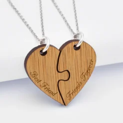 New HappyBulle Duo de pendentifs personnalisés médailles gravées bois prénoms "coeur inséparable"