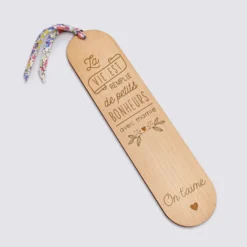 Best HappyBulle Marque page personnalisé bois gravé avec cordon liberty - édition spéciale "Petits bonheurs"