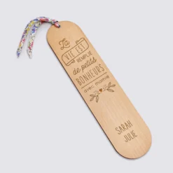 Best HappyBulle Marque page personnalisé bois gravé avec cordon liberty - édition spéciale 
