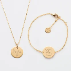 Sale HappyBulle Parure enfant personnalisé pendentif et bracelet chaîne médailles gravées plaqué or 15 mm Plaqué or 18k