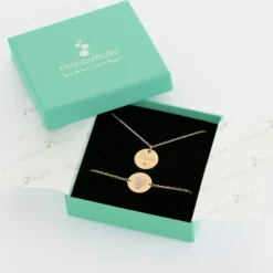 Sale HappyBulle Parure enfant personnalisé pendentif et bracelet chaîne médailles gravées plaqué or 15 mm Plaqué or 18k