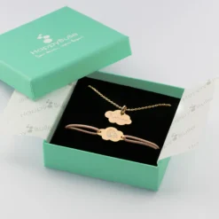 Best HappyBulle Parure enfant personnalisé pendentif et bracelet médailles gravées plaqué or nuage 20x14 mm Plaqué or 18k