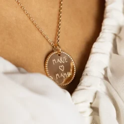 Clearance HappyBulle Pendentif bohème personnalisé médaille gravée plaqué or 19 mm Plaqué or 18k