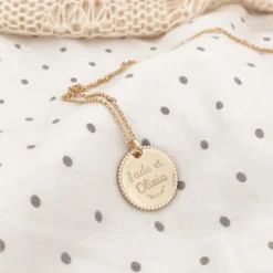 Clearance HappyBulle Pendentif bohème personnalisé médaille gravée plaqué or 19 mm Plaqué or 18k