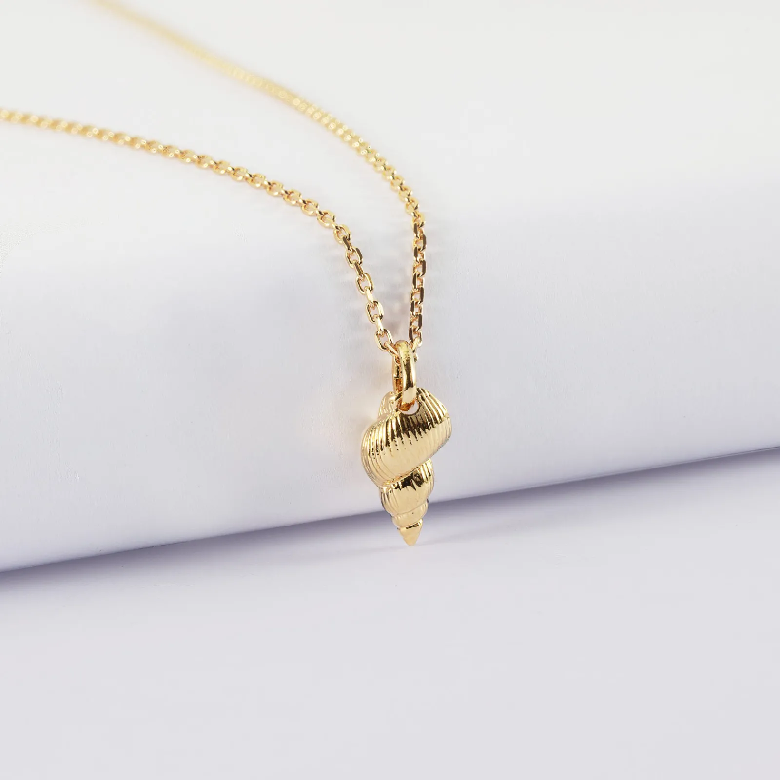Best HappyBulle Pendentif coquillage scalaire plaqué or 12 mm