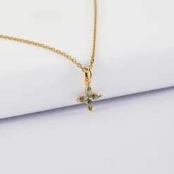 Best HappyBulle Pendentif enfant fleur pétales zircons plaqué or 10 mm