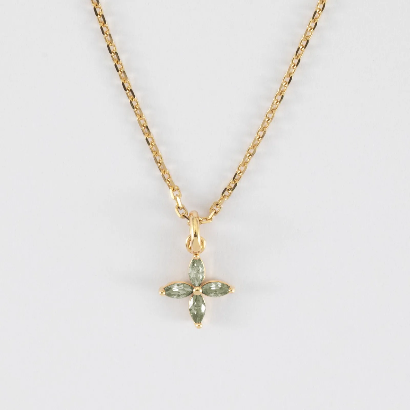 Best HappyBulle Pendentif enfant fleur pétales zircons plaqué or 10 mm