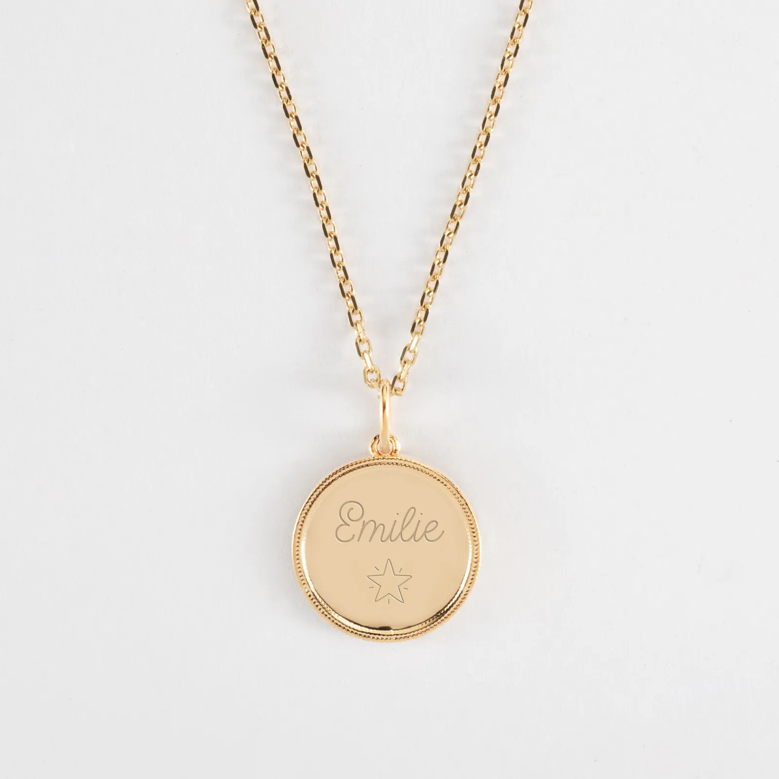 Sale HappyBulle Pendentif enfant personnalisé médaille gravée plaqué or ange texturée 14 mm Plaqué or 18k