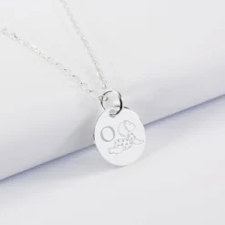 Hot HappyBulle Pendentif enfant personnalisé initiale médaille gravée argent 15 mm - x Marie Savart Argent rhodié 925