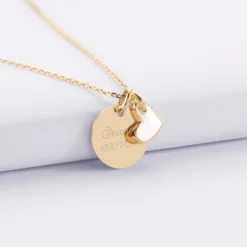 Sale HappyBulle Pendentif enfant personnalisé médaille gravée plaqué or 15 mm et breloque coeur email 10 mm Plaqué or 18k