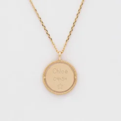 Online HappyBulle Pendentif enfant personnalisé médaille réversible contour tressé Eternelle gravée plaqué or 18 mm Plaqué or 18k