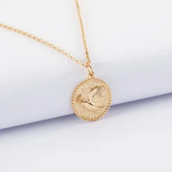 Outlet HappyBulle Pendentif enfant personnalisé médaille gravée plaqué or colombe texturée 14 mm Plaqué or 18k