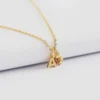Best HappyBulle Pendentif enfant personnalisé médaille plaqué or lettre initiale 5 mm et breloque fleur zircon plaqué or 8 mm