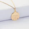 Outlet HappyBulle Pendentif enfant personnalisé médaille cachet gravée plaqué or 17 mm