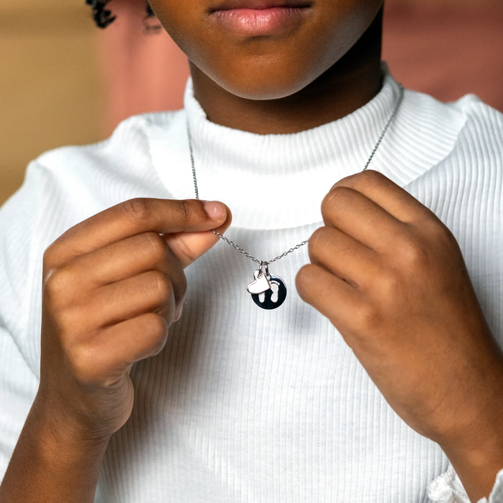 Best HappyBulle Pendentif enfant personnalisé médaille gravée argent 15 mm et breloque coeur email 10 mm Argent rhodié 925