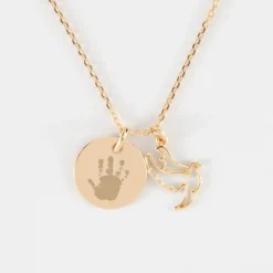 Sale HappyBulle Pendentif enfant personnalisé médaille gravée plaqué or 15 mm et breloque colombe 18 mm Plaqué or 18k