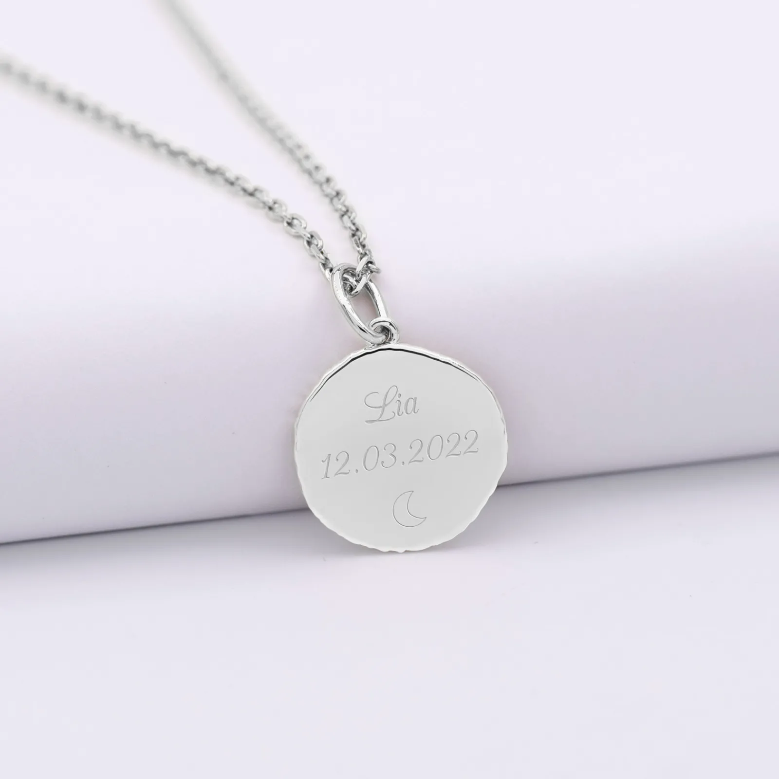 Outlet HappyBulle Pendentif enfant personnalisé médaille gravée argent rose des vents texturée 14 mm Argent rhodié 925