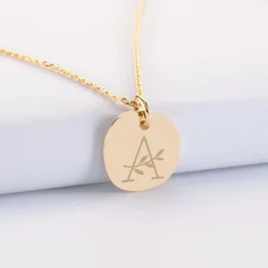 HappyBulle Pendentif enfant personnalisé médaille contour strié gravée plaqué or 17 mm