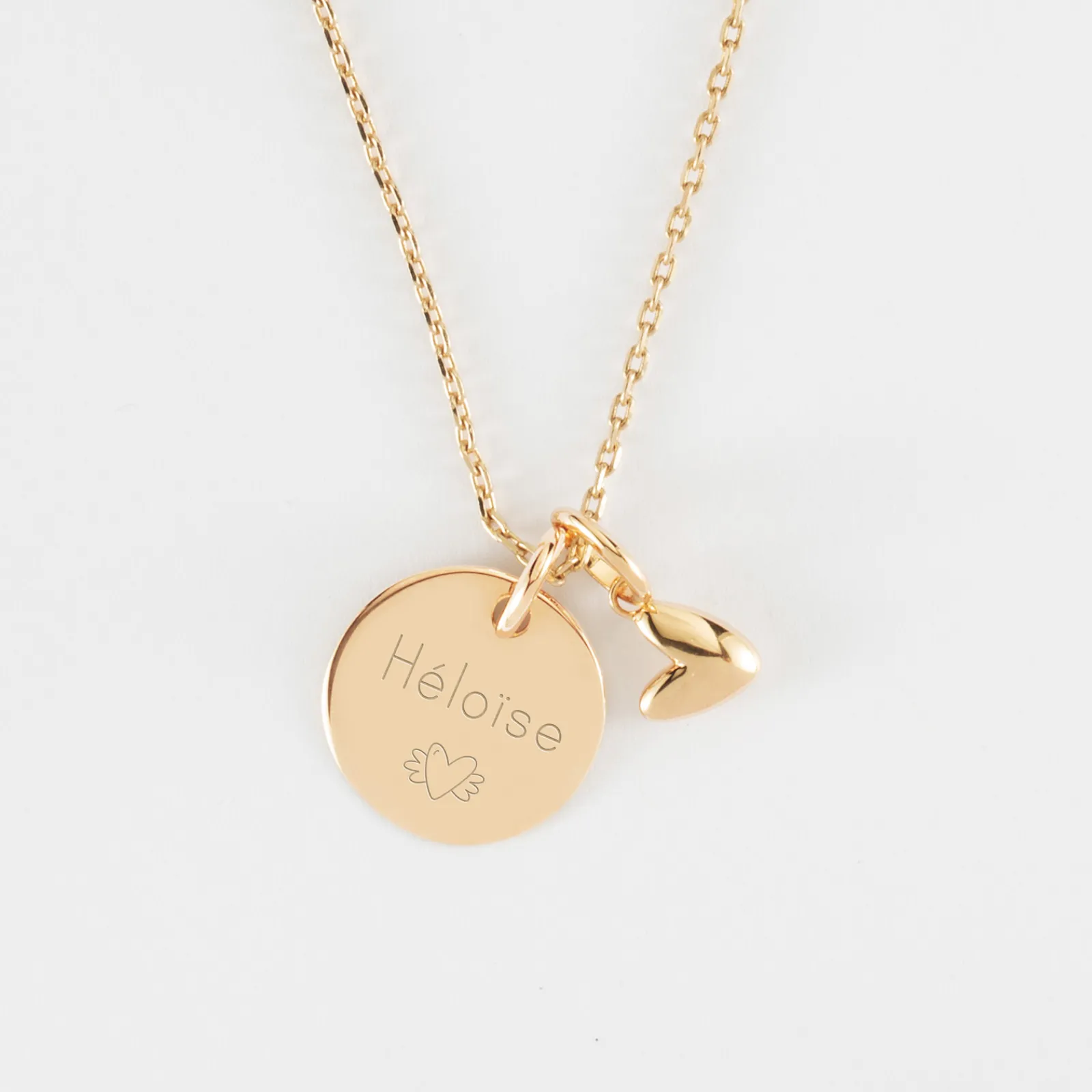 Outlet HappyBulle Pendentif enfant personnalisé médaille gravée plaqué or 15 mm et breloque petit coeur bombé 7 mm - x Atelier Wagram Plaqué or 18k