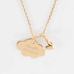 Hot HappyBulle Pendentif enfant personnalisé médaille gravée plaqué or nuage 20x14 mm et breloque petit coeur bombé 7 mm - x Atelier Wagram Plaqué or 18k
