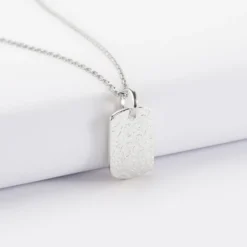 Online HappyBulle Pendentif enfant personnalisé médaille gravée martelée argent rectangle 17x11 mm Argent rhodié 925