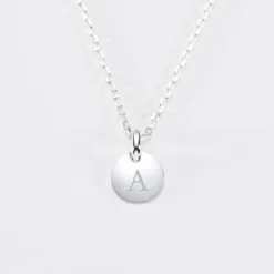 Sale HappyBulle Pendentif enfant personnalisé initiale médaille gravée argent 10 mm Argent rhodié 925