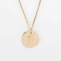 New HappyBulle Pendentif enfant personnalisé médaille contour scintillant gravée plaqué or 16 mm Plaqué or 18k