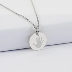 Best HappyBulle Pendentif enfant personnalisé médaille martelée gravée argent 15 mm Argent rhodié 925
