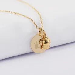 Sale HappyBulle Pendentif enfant personnalisé médaille gravée plaqué or 15 mm et breloque tortue 10 mm Plaqué or 18k