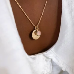Clearance HappyBulle Pendentif enfant personnalisé médaille gravée plaqué or 15 mm et breloque pierre naturelle 8 mm Plaqué or 18k