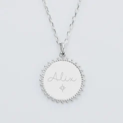 Best HappyBulle Pendentif EVJF personnalisé médaille soleil gravée argent 20 mm Argent rhodié 925