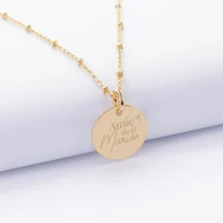 New HappyBulle Pendentif Famille des mariés personnalisé médaille gravée plaqué or 15 mm Plaqué or 18k