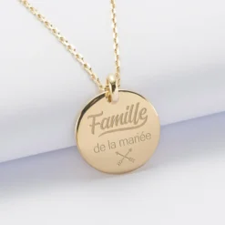 Best HappyBulle Pendentif homme Famille des mariés personnalisé médaille bombée gravée plaqué or 20 mm