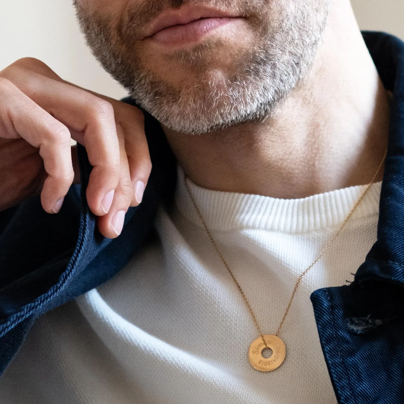 Outlet HappyBulle Pendentif homme personnalisé médaille gravée plaqué or cible 20 mm Plaqué or 18k