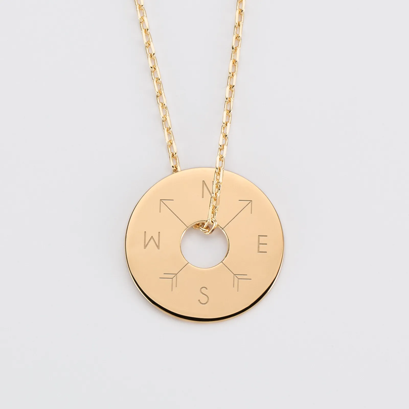 Outlet HappyBulle Pendentif homme personnalisé médaille gravée plaqué or cible 20 mm Plaqué or 18k