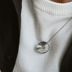 Clearance HappyBulle Pendentif homme personnalisé médaille gravée argent cible soleil 20mm Argent rhodié 925