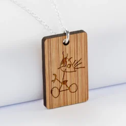 Clearance HappyBulle Pendentif homme personnalisé médaille gravée 20x32 mm Bois