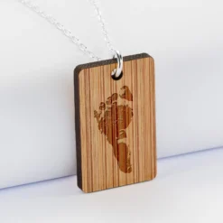 Clearance HappyBulle Pendentif homme personnalisé médaille gravée 20x32 mm Bois