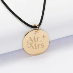 Clearance HappyBulle Pendentif Mariée personnalisé médaille gravée plaqué or 19 mm Plaqué or 18k