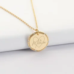 Sale HappyBulle Pendentif Mariée personnalisé médaille contour scintillant gravée plaqué or 16 mm Plaqué or 18k