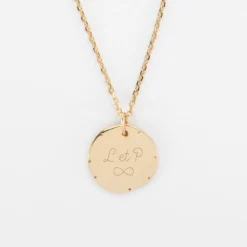 Sale HappyBulle Pendentif Mariée personnalisé médaille contour scintillant gravée plaqué or 16 mm Plaqué or 18k