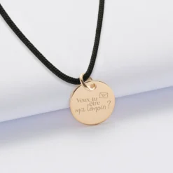 Best HappyBulle Pendentif Mariée personnalisé médaille gravée plaqué or 15 mm Plaqué or 18k