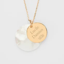 Best HappyBulle Pendentif personnalisé breloque nacre 25 mm et médaille gravée plaqué or 19 mm Plaqué or 18k