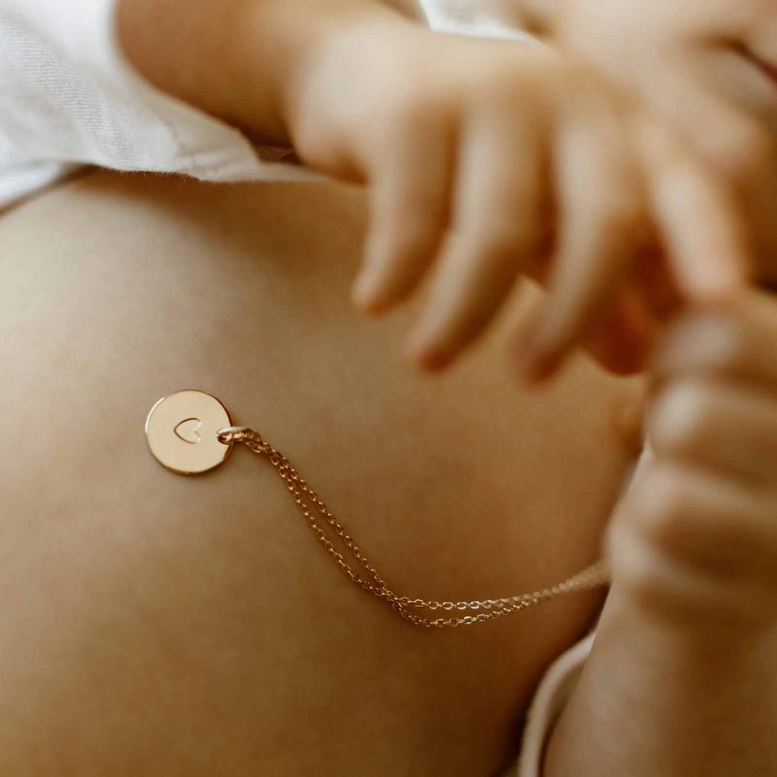 Hot HappyBulle Pendentif personnalisé coeur estampillé plaqué or 15 mm - x Atelier Wagram Plaqué or 18k