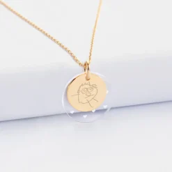 New HappyBulle Pendentif personnalisé double médailles gravées plaqué or 15 mm et acrylique 20 mm Plaqué or 18k