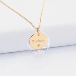 New HappyBulle Pendentif personnalisé double médailles gravées plaqué or 15 mm et acrylique 20 mm Plaqué or 18k