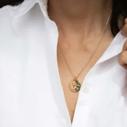 Online HappyBulle Pendentif personnalisé "Le lien" et médaille gravée plaqué or 19 mm - x Lilylovesfashion Plaqué or 18k